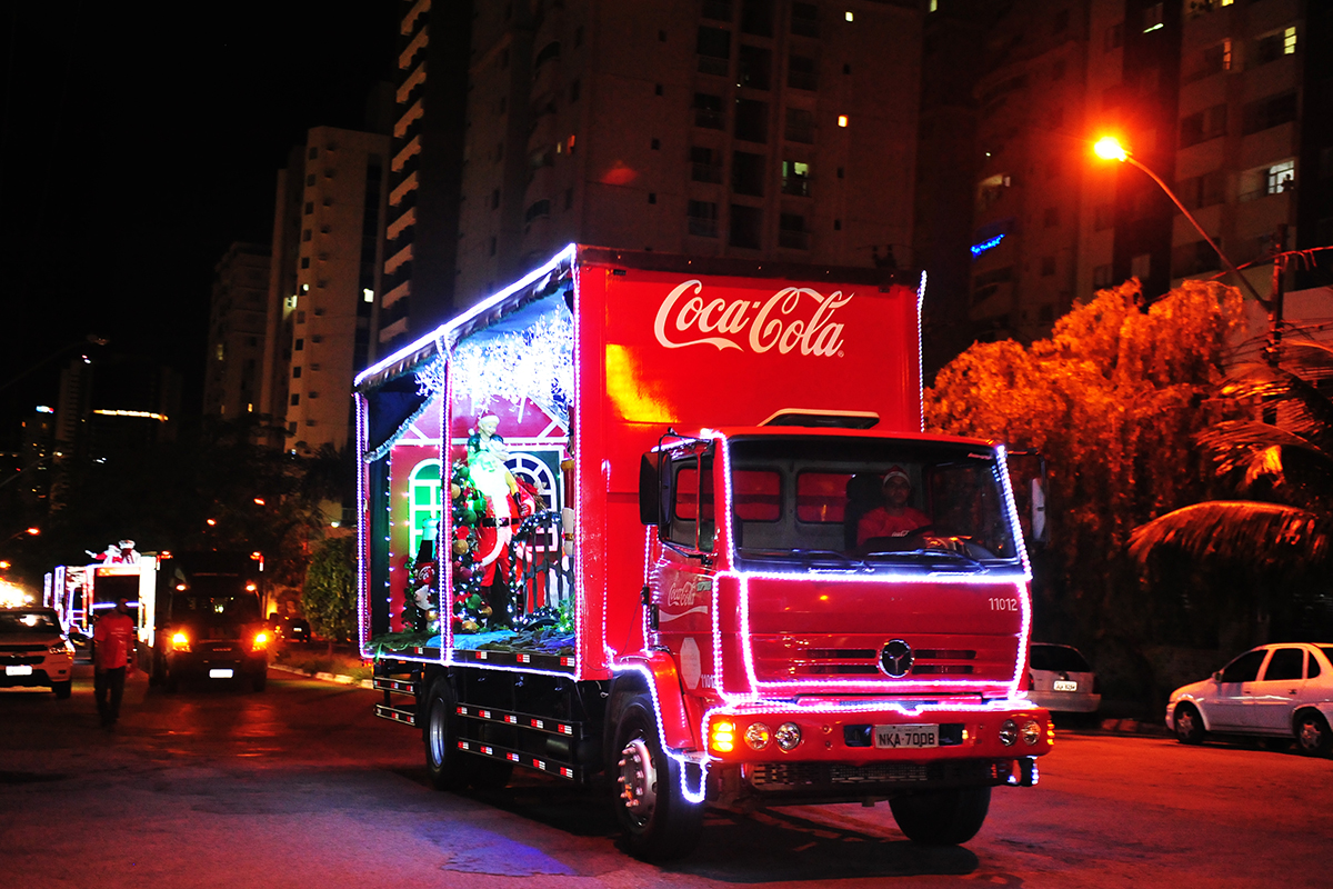Tradicional Caravana Coca-Cola lança seu roteiro de Natal em Goiânia -  Curta Mais