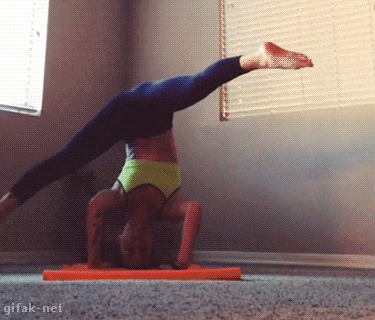 644ae812a5909f5e2e7a1358fd8a4de9.gif