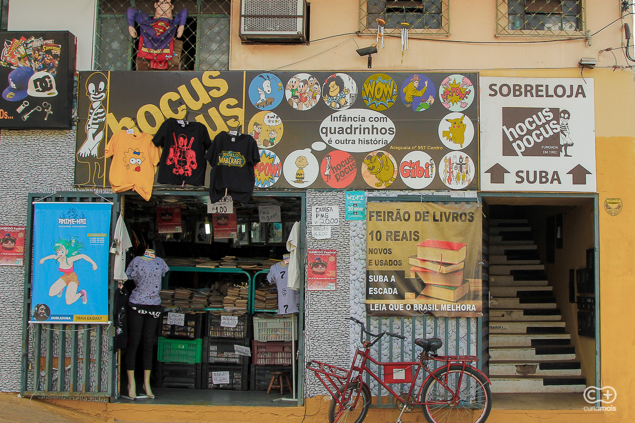 Um dos maiores acervos de HQs do país, Hocus Pocus preserva cultura e a ...