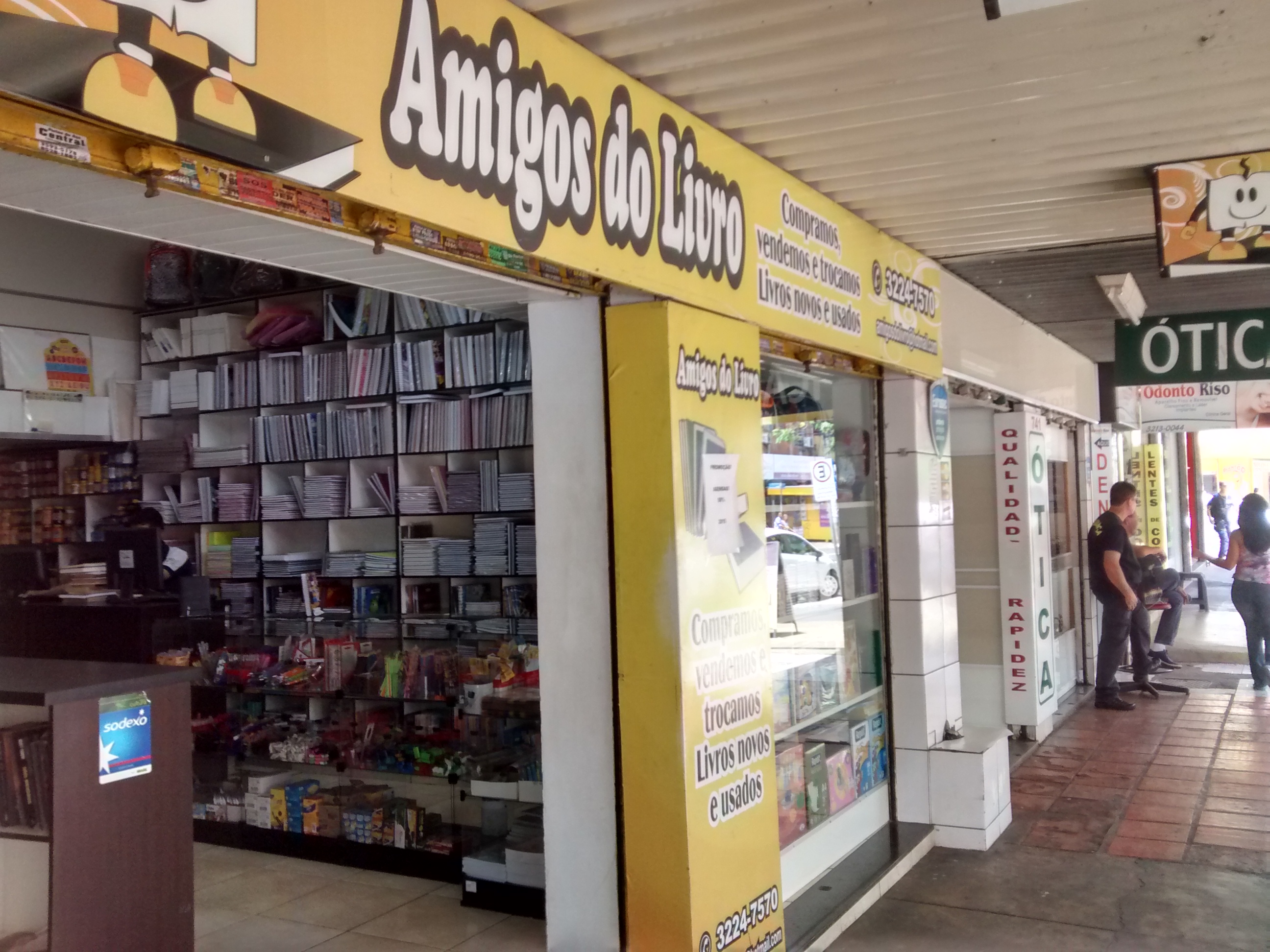 13 livrarias para comprar ou trocar livros didáticos usados em Goiânia ...