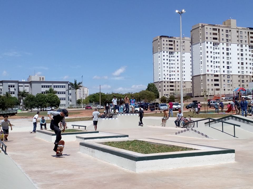 fae0bb43f3e08eeb95256db73e073cbf.jpg